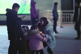 站台求婚视频封面