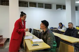 云南瑞丽：播撒友谊种子的汉缅语培训教师图片