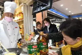 低芥酸菜籽油风靡海内外，吃了到底有何好处？图片