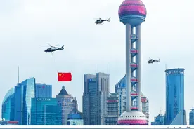 国旗在上海设计而出、新中国首批国徽是上海制造，委员建议建国旗展示馆传承红色文化图片