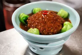 名厨料理年夜饭——八宝狮子头，老人孩子都爱的满足感图片