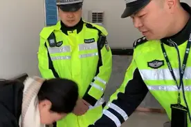 「视频」高速交警10小时守候，只为她千里回家过年能圆满图片