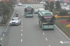 春节期间，乐山城区公交车运行时间将这样调整图片