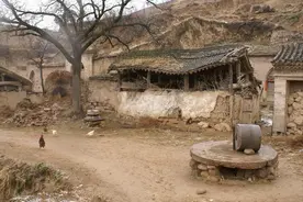 回不去的故乡图片