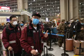 出征!黑龙江首批医疗队驰援武汉