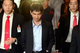 李世石退役：拿过32次世界冠军 系击败AI棋手第一人图片