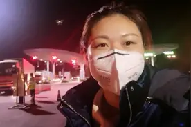 “放松了！““洗澡 赶紧睡觉！”寿光前往武汉送菜货车安全返回视频封面