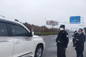 常州公安“最强拍档”，“疫情面前，我们有双倍责任！”图片