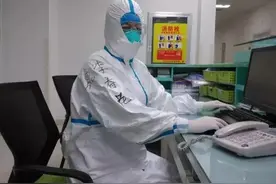 李春花护士：我不敢上厕所，穿上了尿不湿图片