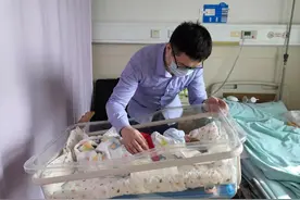 汶上90后“准爸爸”：坚守防控一线 把妻子送回娘家待产图片
