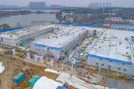 “火神山”上的智能突击队：为医院装上“眼睛”和“耳朵”丨武汉直击图片