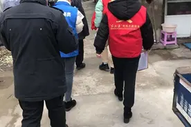 带头行动！嘉善邮政小哥抗击疫情再走“爱心善邮路”图片