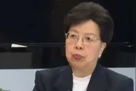 专访世界卫生组织前任总干事陈冯富珍——防控疫情需要全球协同努力视频封面