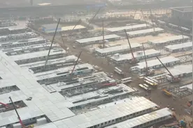 雷神山总体完成八成，污水处理站安装完毕视频封面