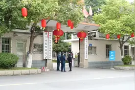 晋江男子武汉返乡参加千人宴会 被公安机关采取强制措施视频封面
