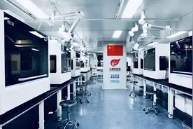 超硬核的武汉“火眼”实验室来了！每天检测万人份图片