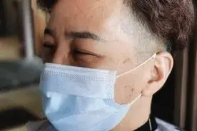 刷屏了！宁波这两个姑娘剃了光头图片