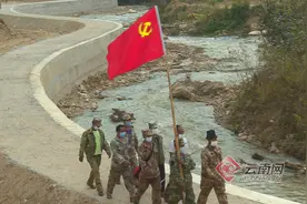 护边员岩朵：“我不是普通群众，我是党员！”图片
