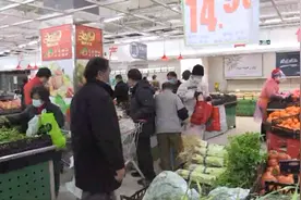 武汉超市：客户单次购买量是疫情前三倍视频封面