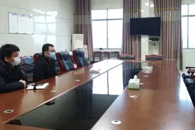 赫山：马文才深入乡镇（园区）暗访督查疫情防控和企业复产工作图片