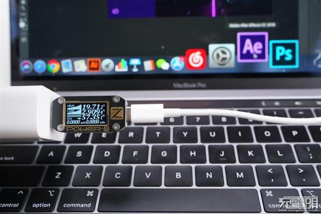 体积缩减27% 小米65W PD充电器评测