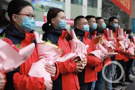 出征！他们是父母的孩子 是孩子的父母，是伴侣的爱人 是亲密的兄弟图片