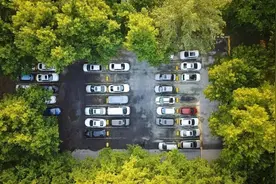 这51处疫情期间临时设置的道路停车场保留！静安2处在此→图片