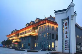 「助企」待春暖花开之时 我们相约御汤泉图片