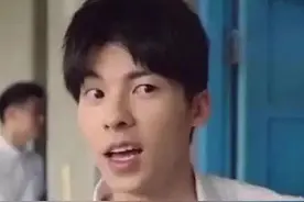 全国网友取快递的姿势，哈哈哈哈哈哈哈笑疯了图片