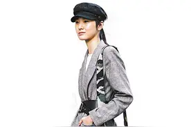 一顶帽子+一个发型 穿搭的灵感春风吹又生图片