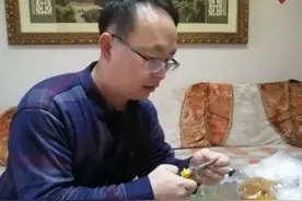 戴口罩再也不勒耳朵了，山东教师发明神器图片
