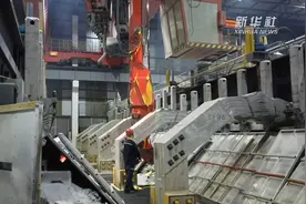 夜晚，这里灯火通明视频封面