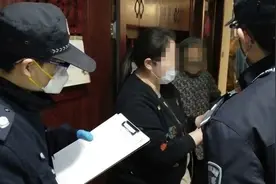 杭州二孩妈妈刚复工，工资卡少了6万多！大人要报警，女儿大哭图片