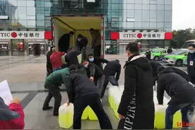 成都有一支退役军人党员突击队，战“疫”特别能吃苦图片