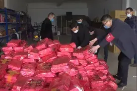 黄冈一高中为高三学生快递复习资料视频封面