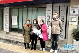 点赞！贵阳爱心人士采购2000只口罩，捐赠一线志愿者图片
