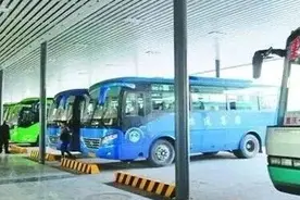 达州客运南站恢复重庆江北机场、成都等多条长途线路图片