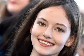 戳进来 | 看着这些00后的美少女，我酸了…图片