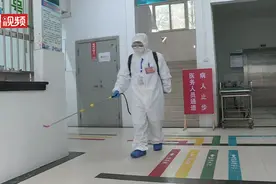 “00”后医学专业大学生的战役青春：在医院当志愿者有种使命感视频封面