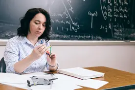 科学家开发新型无人机系统 使用声音“看到”墙壁图片