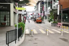 贺岁片演成了“灾难片”？一家影院的疫情之困视频封面
