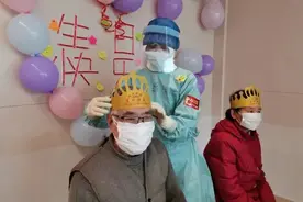 隔离区里的集体生日：我吃到了最甜蜜的蛋糕图片
