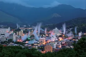 在一泊两食间静享此时此刻图片