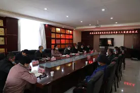 东庄水利公司吸纳贫困地区劳动力在工程建设中务工就业图片