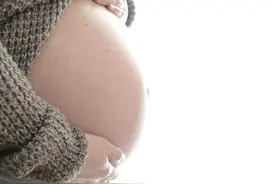 孕妇到底能学瑜伽吗图片