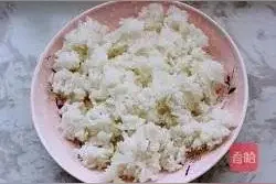 美食推荐：剩饭新吃法，黄金蛋炒饭图片