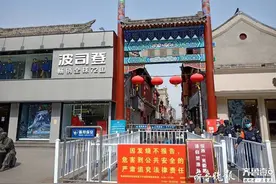 芙蓉街今日开街纳客，街区游客限流400人图片