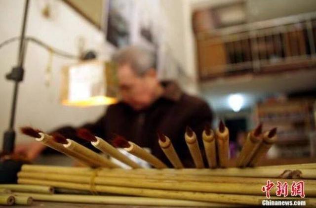毛笔制作要经过72道工序 是由谁发明的？