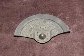 应是此物最相思——藏于铜镜和印章中的甜言蜜语图片