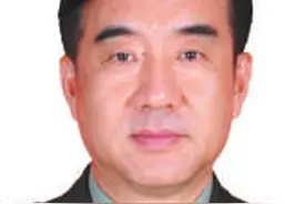 人民日报声音：保持战斗状态 赢得全面胜利图片
